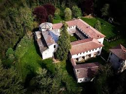 Abbazia di San Giovanni Battista a Vertemate con Minoprio